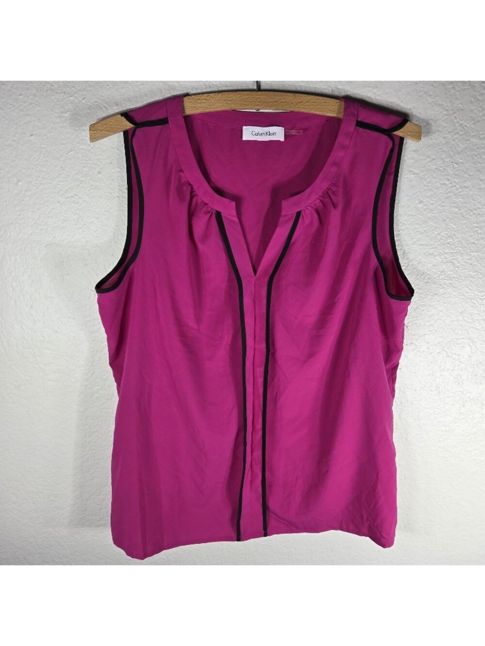 Calvin Klein Sleeveless Sheer Fucsia Pink Top Blouse M Split Neck Black Trim